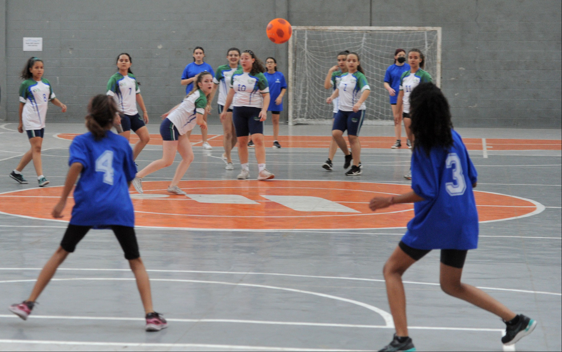 Queimada feminino