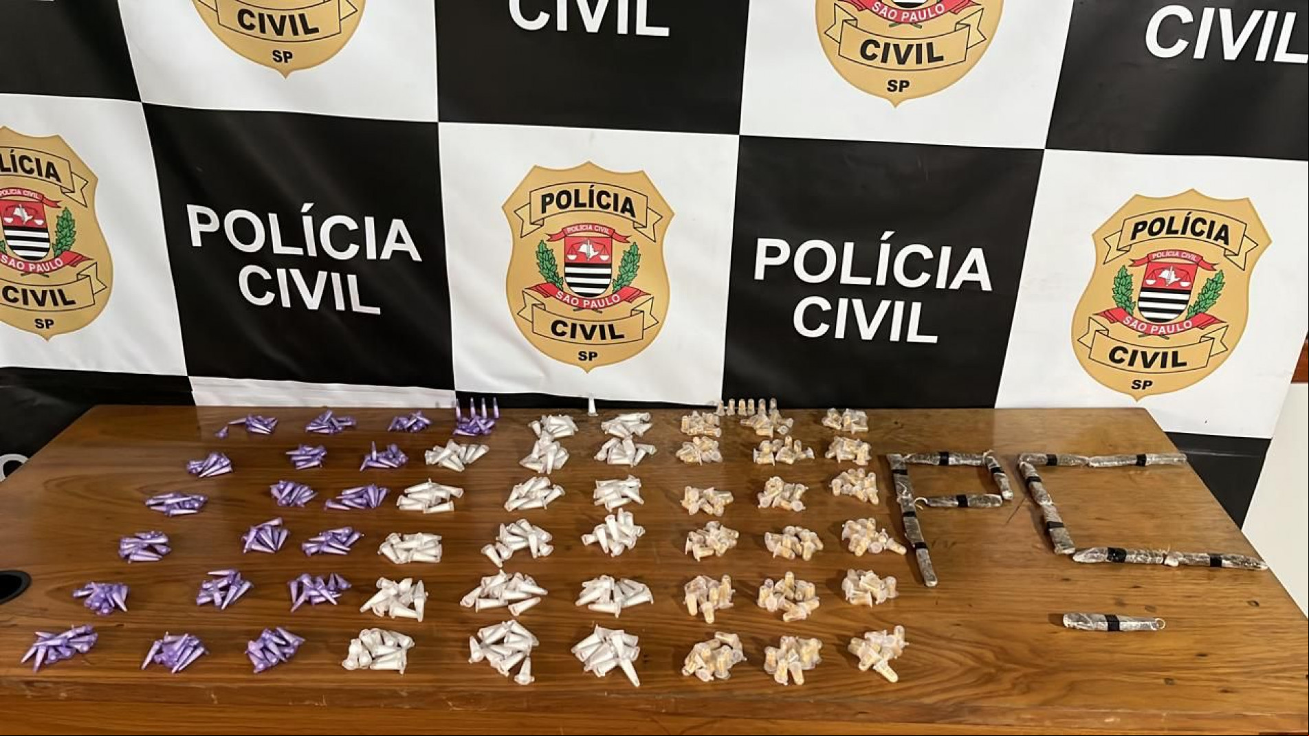 Entorpecentes foram encontrados com dois adolescentes na região do Éden