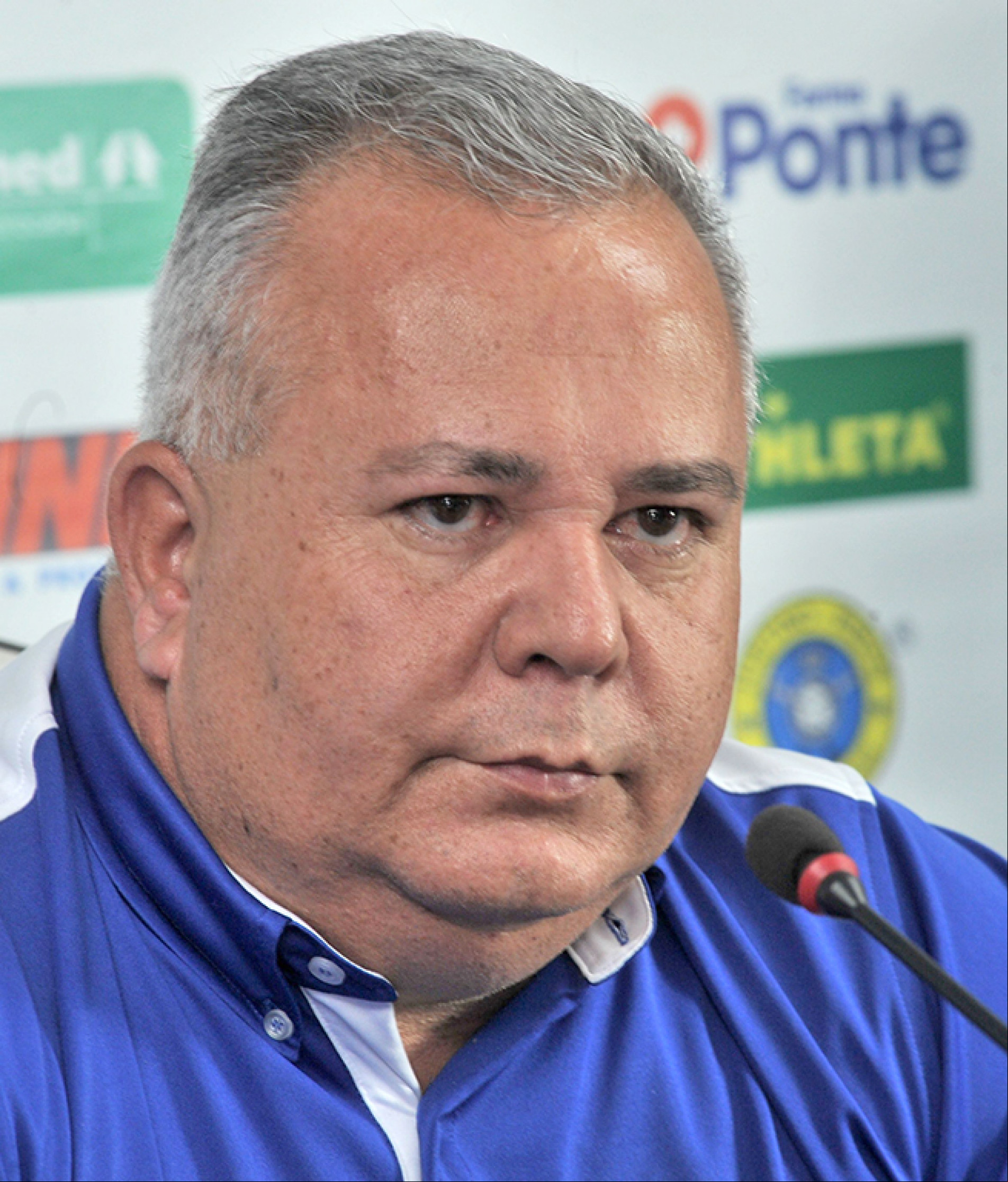 Almir Laurindo quer urgência na resposta