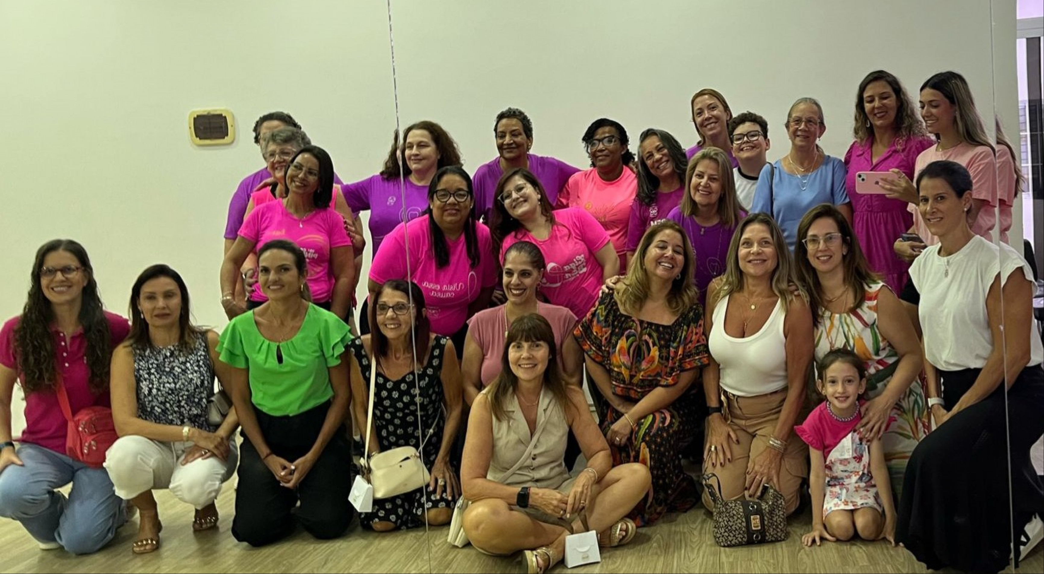 O evento contou com a presença da diretoria, voluntárias e convidadas