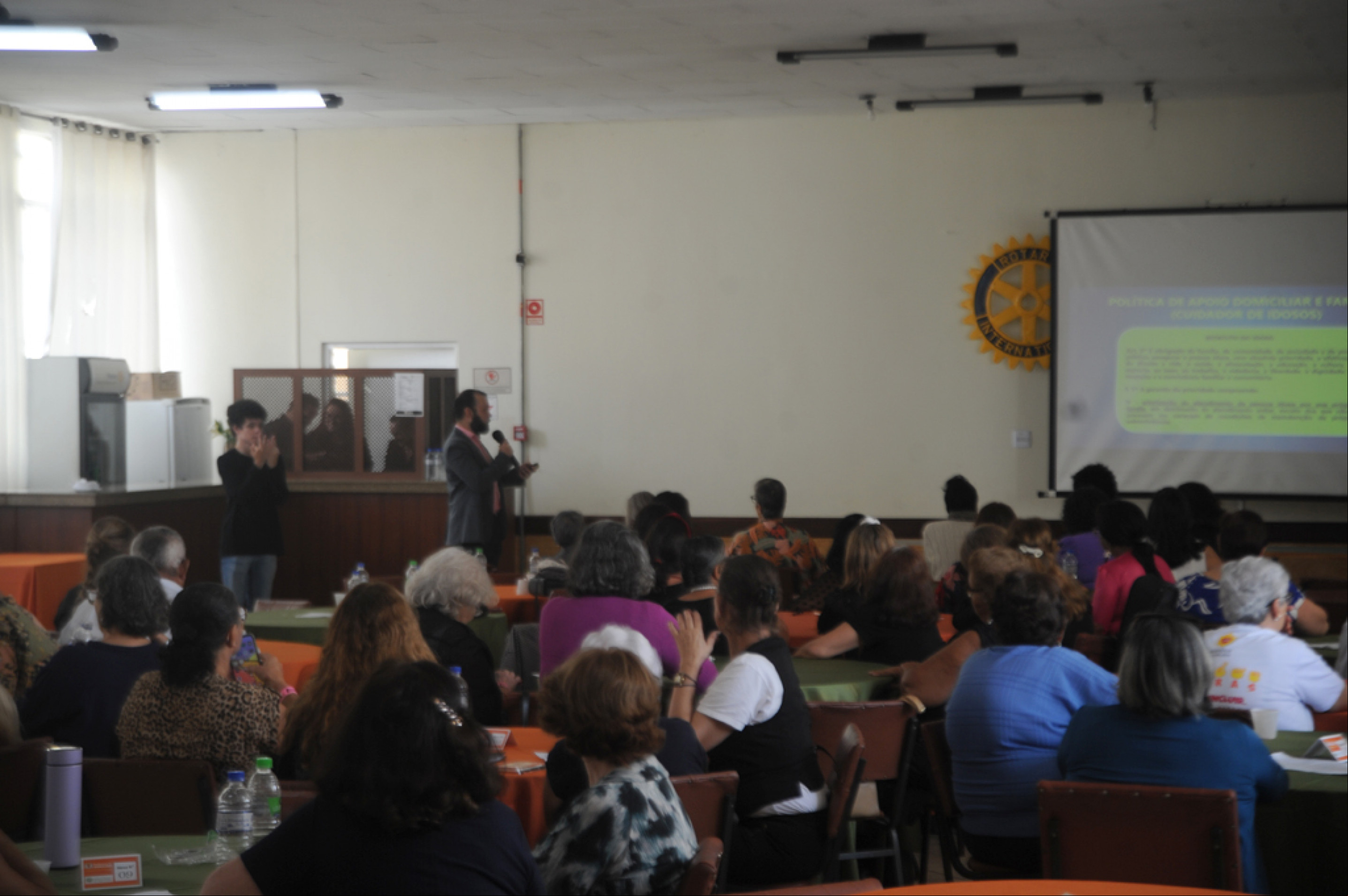 Evento trata das transformações sociais e de estratégias para garantir os direitos da pessoa idosa